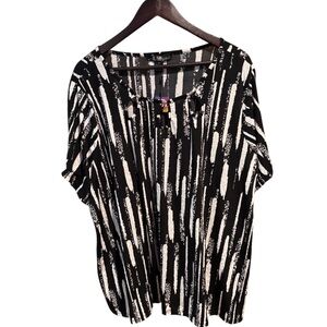 Stylish Black and White Women's Top